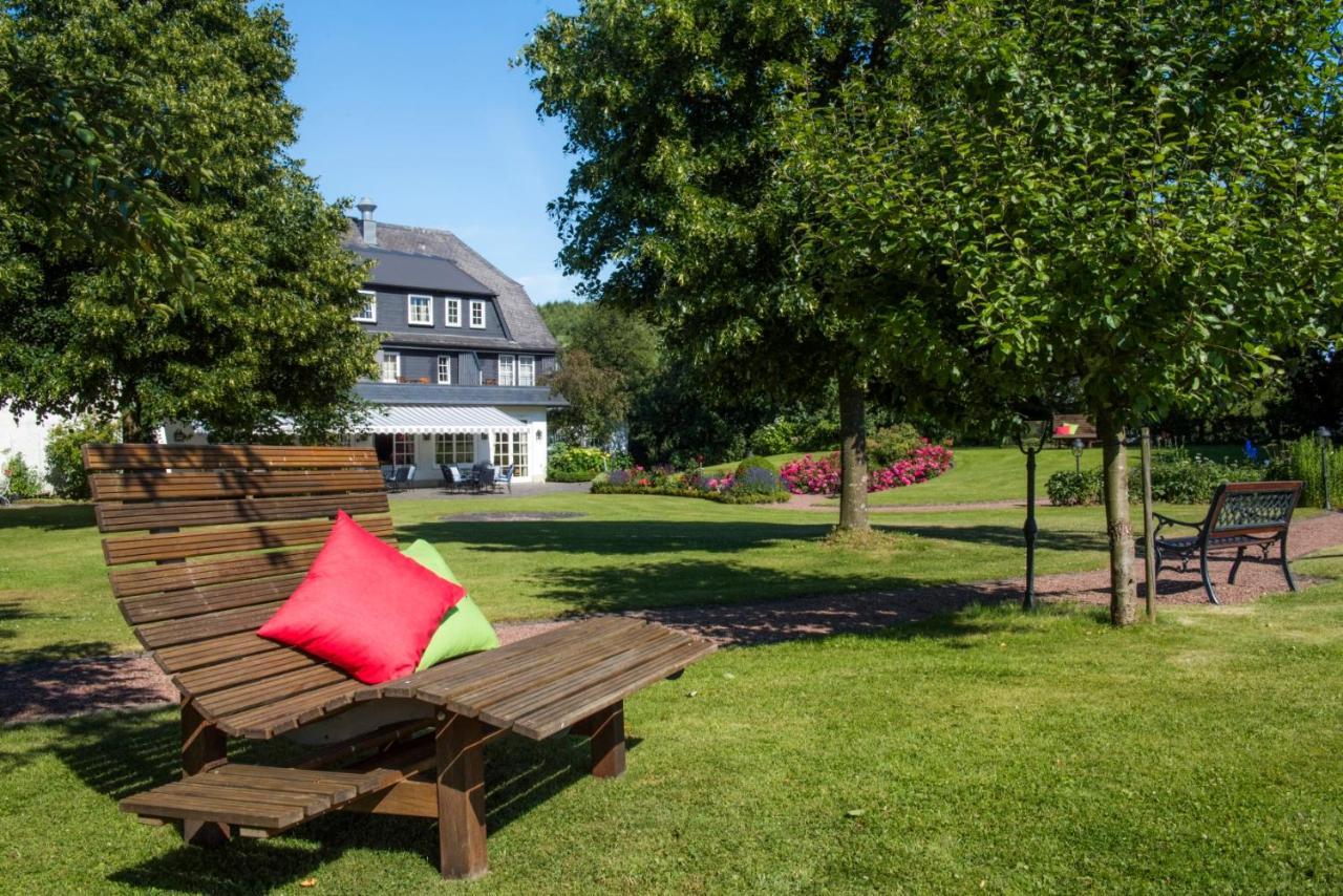 Hotel Waldhaus Foeckinghausen Bestwig Esterno foto