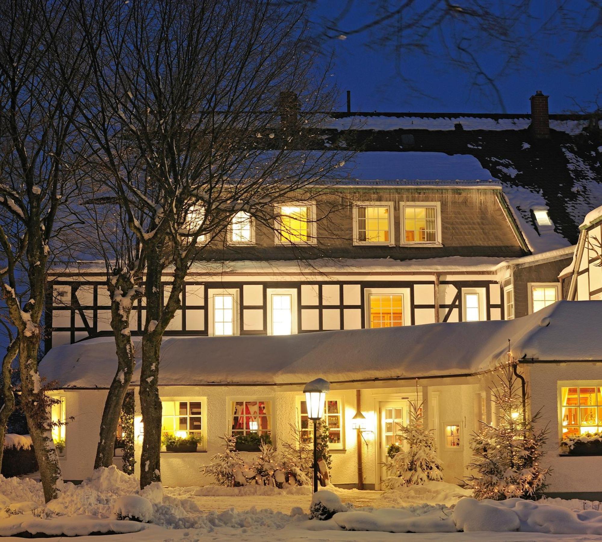 Hotel Waldhaus Foeckinghausen Bestwig Esterno foto
